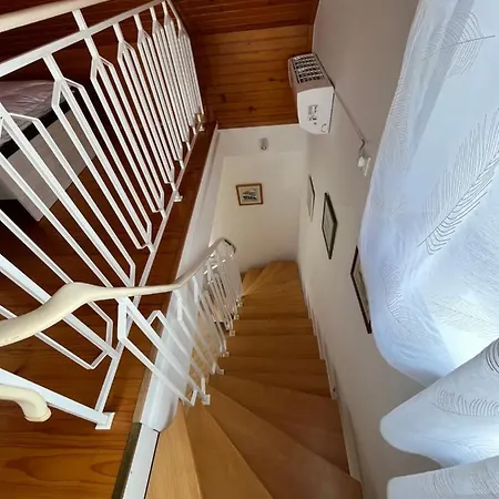 Apartment Sonata